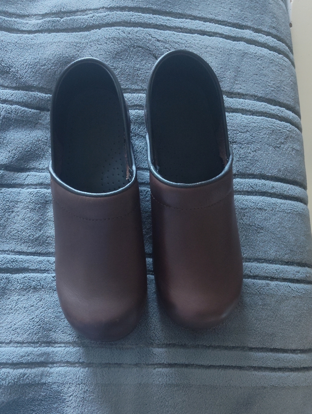 Sanita  Dark Brown Slip-Resistant Clog Sole